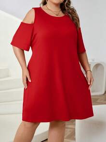 SHEIN CURVE+ 2025新款春秋季加大码女士复古西部度假/早午餐套装，适合音乐节/夜店/公路旅行/度假/休闲/城市之旅/毕业典礼等场合，优雅女士度假连衣裙，宽松黄色纹理泡泡格纹V领泡泡袖H字荷叶边下摆长裙，女士秋季服装/2026/新年 - 紅色 - 查看 3