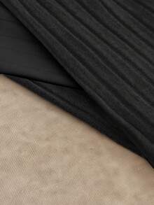 Manfinity VCAY Men's Black Summer Basic Casual Work Knitted Solid Color Ribbed Short Sleeve Turtleneck T-Shirt Pack,Cotton Knit Tops For Man - Black - View 3