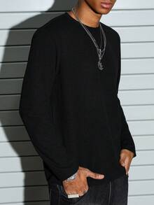 Manfinity Roghcode 男士纯色圆领休闲百搭长袖T恤 黑色长袖衬衫 男士束腰上衣 男士长袖T恤 男士长袖 - 黑色 - 查看 7