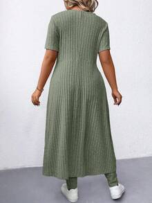 EURMUSE Plus Size Women Solid Color Round Neck Short Sleeve Side Slit Hem Long Ribbed T-Shirt And Pants Casual 2 Piece Set - Mint Green - View 2