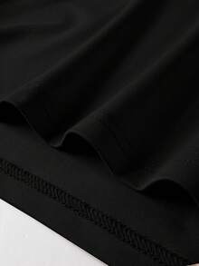 Manfinity Joysei Paris Equestrian Cowboy + Crown & Wheat Design Black Short Sleeve Shorts Sports Suit, Classic Retro Fashion Versatile Black Set, Unisex Polo Set For Men Men Black Two Piece Set - Black - View 4