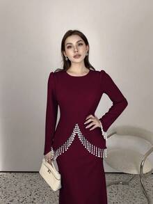 SHEIN Elenzya 优雅浪漫修身珍珠流苏装饰圆领长袖A字连衣裙，适合女士参加派对和正式场合。 - 酒紅色 - 查看 6