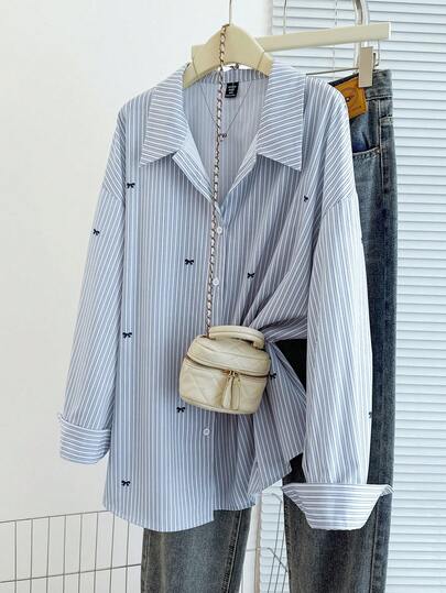 GlowEve CURVE 大码蝴蝶结装饰蓝白条纹衬衫