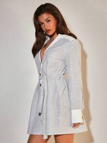 COSMINA 女士条纹长袖单排扣系带衬衫裙，优雅风格，饰有金属纽扣。适合通勤、工作、日常外出、约会、聚会和咖啡馆穿着。黑白条纹图案，休闲衬衫裙。 - 黑與白 - 查看 5
