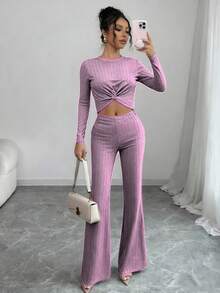 A Fitted Top And Trousers Set, Made From Lightweight Fabric, Perfect For Spring And Summer. - 紫色 - 查看 3