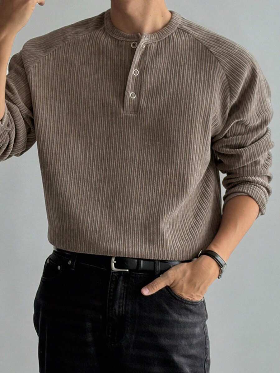 DAZY Men's Partial Zip-Up Brown Round Neck Raglan Sleeve T-Shirt, Autumn - Brown - View 1