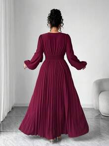 Elenzga فستان نسائي كبير الحجم مزين بإبزيم معدني وردي، تصميم ياقة وأساور قميص، مناسب للعودة إلى المدرسة، التخرج، عيد الحب، مهرجان الموسيقى، عيد الأم، عيد الهالوين، ، عيد الفصح، اليوم الوطني، حفل التخرج، حفلة المواعدة، موسم الزفاف، رحلات خارجية - عنابي اللون - مشاهدة 3