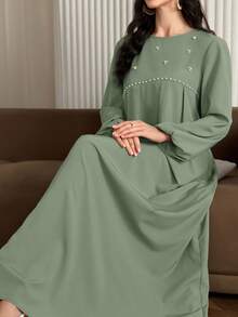 Al Najma 女士优雅长袖阿拉伯长袍，饰有串珠，A字型设计，适合日常休闲穿着。 - 綠色 - 查看 3