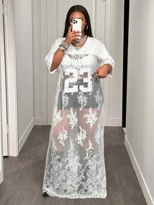 Slaydiva 2025春夏新款街头运动休闲针织衫，夜店连衣裙，女士夜店装扮，性感透视蕾丝拼接黑色数字印花长裙，大码 - 白色 - 查看 4