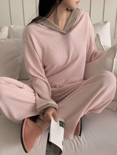 DAZY Women's Autumn/Winter Contrast Color Patchwork Hooded Casual Pajama Set