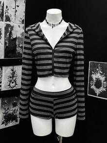 EgrlEra 两件套女士条纹长袖拉链连帽露脐上衣和短裤套装 - 彩色 - 查看 3