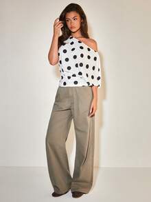 COSMINA Women's Elegant Polka Dot Oblique Shoulder T-Shirt, Versatile For Dating, Commuting, Office Wear, All Seasons Over The Shoulder Top,Graphic Tees - Black and White - View 6