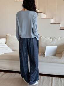 DAZY Letter Decor Solid Color Top & Geometric All-Over Print Pants Women Sleepwear Pajama Set, Winter Clothes - Dusty Blue - View 2