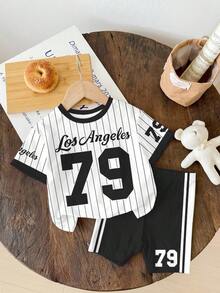 79 数字印花运动时尚黑色学院风女婴休闲简约圆领宽松短袖T恤和修身骑行短裤套装，适合春夏、凉爽夏季、度假风、夏季穿搭、轻松舒适、秋季叠穿，时尚女婴，休闲装，女婴图案服装，秋季服装 - 彩色 - 查看 6