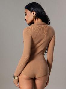 Hauture 女士性感休闲纯色舒适前扣 Polo 针织连体衣 - 駝色 - 查看 2