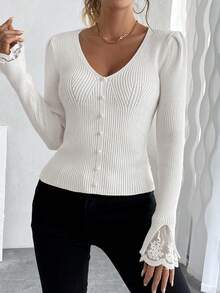 EMERY ROSE Áo len dệt kim tay bồng cổ chữ V phối ren Pháp, đính ngọc trai, dài tay - trắng - Xem 7