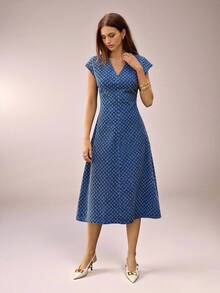 Avantive 女式优雅图案 V 领泡泡袖腰部收紧喇叭下摆牛仔连衣裙，夏季