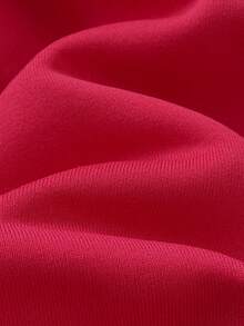 女童秋冬卫衣套装，休闲时尚韩版，简约白领纯色红色长袖圆领两件套卫衣上衣搭配红色格纹百褶迷你裙，两件套，适合秋冬季节和开学季，甜美优雅的休闲学院风，适合日常出行、上学、拍照、度假、派对等场合。红色格纹圣诞套装 - 紅色 - 查看 12