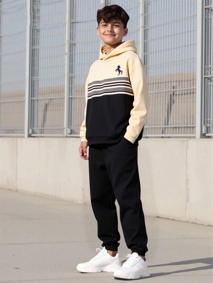 Vacaura 青少年男孩休闲宽松印花连帽运动衫和运动裤两件套 - 黑色 - 查看 1