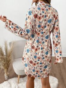SHEIN Clasi 女士印花荷叶袖单排扣休闲衬衫裙 - 彩色 - 查看 2