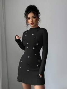 SHEIN Elenzya 秋冬新款针织镶钻立领长袖修身优雅荷叶边下摆女式毛衣连衣裙 - 黑色 - 查看 3