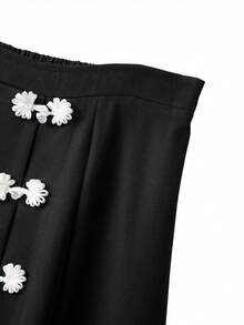 GlowEve CURVE 大码女式纽扣设计优雅编织修身半身裙 - 白色 - 查看 4