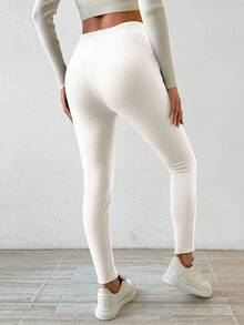 Chiquease Glamine 女士米色休闲针织打底裤，休闲长裤，优雅通勤约会百搭长裤，基础款长裤，简约长裤，女士秋季穿搭，外出下装 - 米色 - 查看 2