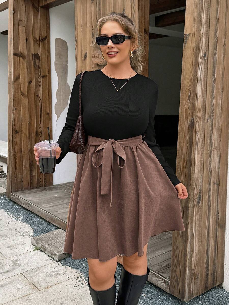 Lounesse 大码女式高领黑色针织长袖上衣搭配卡其色灯芯绒 A 字裙，大码连衣裙适合日常穿着、约会、时尚 - 彩色 - 查看 1