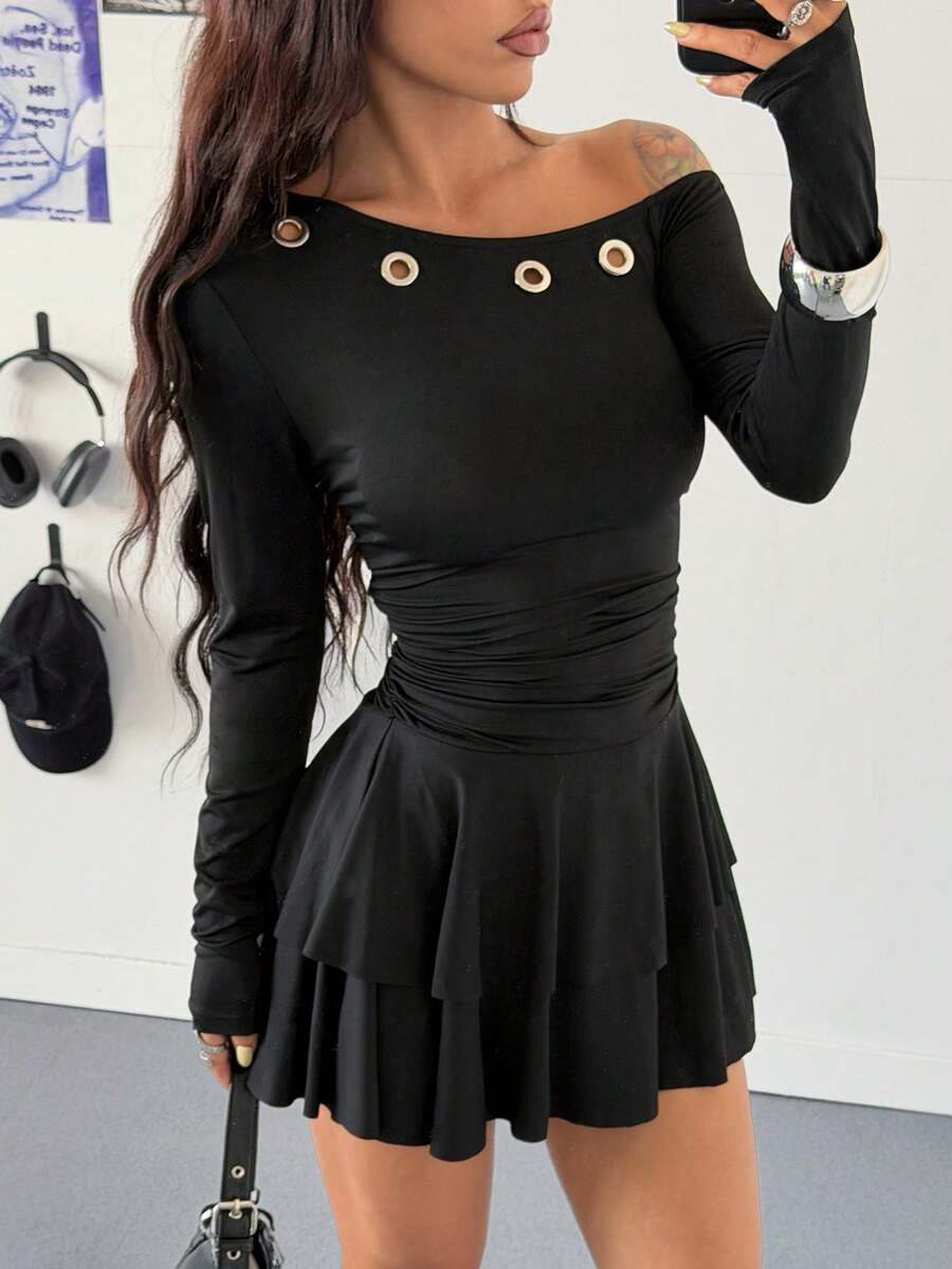 StreetHx 女士性感黑色不对称肩部金属环褶皱腰部迷你连衣裙，秋冬款 - 黑色 - 查看 1