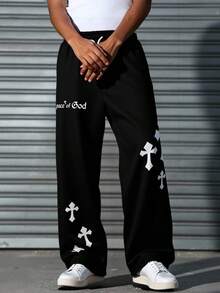 SHEIN Coolqubz 休闲街头风青少年男童宽松舒适五角星图案直筒运动裤，适合日常休闲和通勤，是秋冬季的时尚穿搭之选。