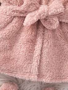 SHEIN 新生女宝宝可爱毛绒字母刺绣连帽外套帽子套装，秋冬款 - 粉色 - 查看 10