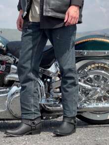 Botas Estilo B011-4 para Hombre| Diseño de Arnés Metálico y Tacón Cubano | Estilo Cowboy Clásico | Calzado Robusto y de Alta Caña para Moto y Uso Diario - Negro - Ver 8