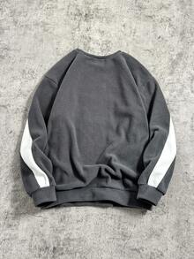 Coolqubz 1 件青少年男孩休闲街头服饰撞色拼布羊毛圆领套头衫，带图案印花，适合街头风格 - 灰色 - 查看 2