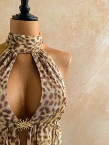 Soleia Women's Vacation Sexy Leopard Print Scarf Backless Bow Tie Strap Flowy Hem Blouse, Suitable For Beach, Seaside, Sexy Date, Holiday, Afternoon Tea, Wedding Season, Cruise, Road Trip, Boho Vacation, Music Festival, Hippie, Western Style, Can Be Worn Inside Or Outside, All Season Leopard Top Bohemian Top Cheetah Top Scarf Top Animal Print Top - Khaki - View 4