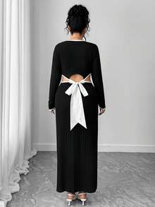 SHEIN PETITE CURVE Plus Size Women Elegant Hollow Waist Contrast Color Dress - Black - View 3