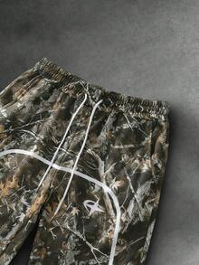 PAVTROS Bộ đồ thể thao nam gồm áo hoodie in chữ và hình hoạt hình, quần in họa tiết cành cây, có lớp lót giữ nhiệt. - Nhiều màu - Xem 3