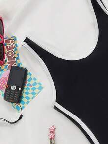 Minimalist Comfortable Contrast Trim Round Neck Wide Strap Fitted Jumpsuit