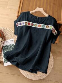 Linhara Blouse ample et décontractée pour femmes grandes tailles, en splice au crochet coloré avec col cranté à manches courtes. Style mode polyvalent, adapté pour le printemps et l'été. - Bleu azur - Voir 1