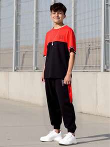 Vacaura 2pcs/Set Teenage Boys' Casual Contrast Color Patchwork Letter Print T-Shirt And Sports Pants Set - Red - View 1