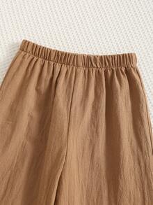 SHEIN 2-Pack Young Boys Boys Casual Sports College Vacation With Textured Fabric Stand-Up Collar Shirt And Trousers Suitable For Kids Outfits Young Boy Clothes Back To School Boys Set Suitable For Birthday Parties, Evening Parties, Performances, Weddings, Baptisms, Opening Ceremonies Daily Suitable For Daily Use Suitable For School Suitable For Travel Suitable For Sports Suitable For Spring And Summer Seasons