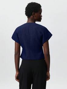 Aveloria Modichic Women's Minimalist Deconstructed Oversized V-Neck Single-Button Blouse, Asymmetrical Hemline Design, Sleeveless, Commuter-Friendly For Work, Suitable For Summer-Autumn For Valentine's Day