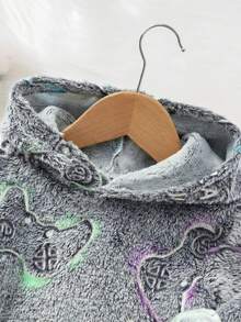 SHEIN 男婴电子游戏图案毛绒连帽衫和裤子睡衣套装 - 灰色 - 查看 4