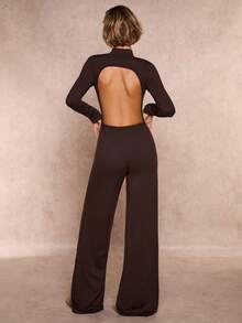 SHEIN Glamour Tuta elegante e minimalista in maglia marrone con collo alto elastico, maniche lunghe e schiena aperta, adatta per feste serali e raduni