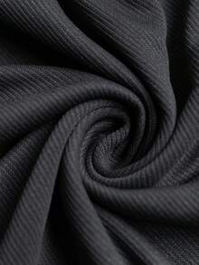 Manfinity CasualCool 男士休闲纯色长袖拉链翻领 Polo 衫，男士休闲上衣，男士高领衫，男士 Polo 衫，灰色翻领上衣，男士长袖 Polo 衫，适合日常休闲、周末旅行、户外活动、探险旅行、轻松的工作环境或半正式场合，也是送给男友/丈夫的礼物，周年纪念礼物，圣诞节服装，男士长袖 Polo 衫，夏季高领男士 Polo 衫，男士四分之一拉链高领 Polo 衫 - 深灰色 - 查看 4