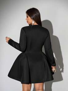 Viva Relle 大码性感修身深V领长袖连衣裙 - 黑色 - 查看 5