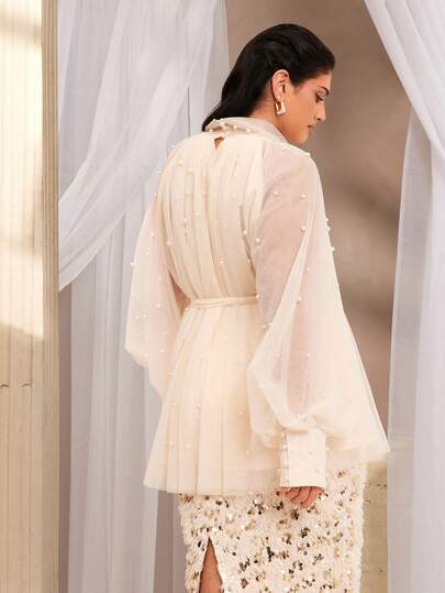 VOLUPTÉ CURVE 仅限大码春夏新款上衣，优雅法式复古公主风，网纱面料，浅粉色，饰以水钻和珍珠，高领，泡泡袖，腰带，中长款，适合正式场合、派对、约会等，百搭衬衫