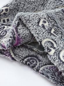 SHEIN 男婴电子游戏图案毛绒连帽衫和裤子睡衣套装 - 灰色 - 查看 5