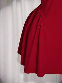 SHEIN ICON Plus Size Women's Solid Red Mini A-Line Peplum Deep V-Neck Sexy Elegant Waist Backless A-Line Dress, Party Dress, Christmas, Banquet, Date, Valentine's Day/Winter - Red - View 7