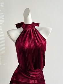 Sweetra 复古酒红色丝绒罗纹露背晚礼服，优雅层叠裙摆设计，适合圣诞节、新年等场合，尽显淑女风范。 - 酒紅色 - 查看 6