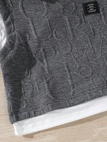 SHEIN Streecool Kids Bộ trang phục mùa hè 2 món cho bé trai, bao gồm áo thun tay ngắn có mũ trùm đầu bằng vải dệt kim họa tiết và họa tiết màu tương phản, kết hợp với quần short thể thao chắp vá, phong cách thể thao thích hợp mặc hàng ngày, đi nghỉ, chơi thể thao, đi học, lễ hội - Xám - Xem 5